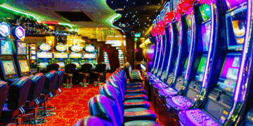 Why Online Slots Continue to Dominate the Gaming Industry