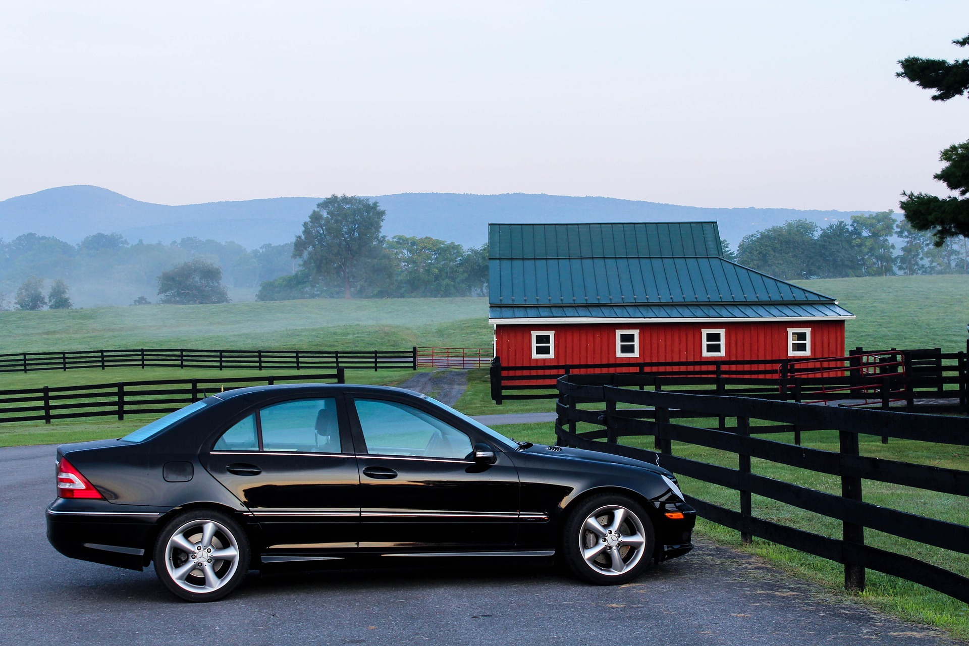 7 Cars You’ll Regret Not Renting in Abu Dhabi