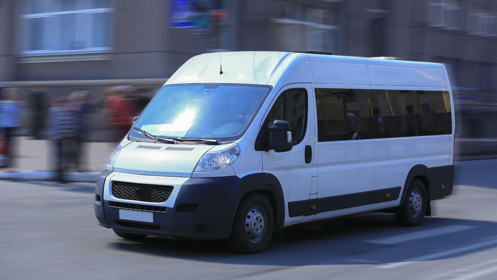 A Helpful Guide to Coach and Minibus Hire in Manchester