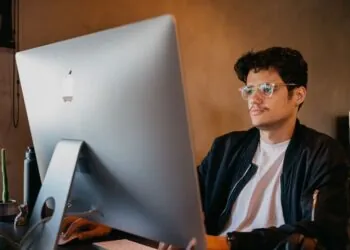 Navigating Online Alternatives to Traditional Cash Advance Loans